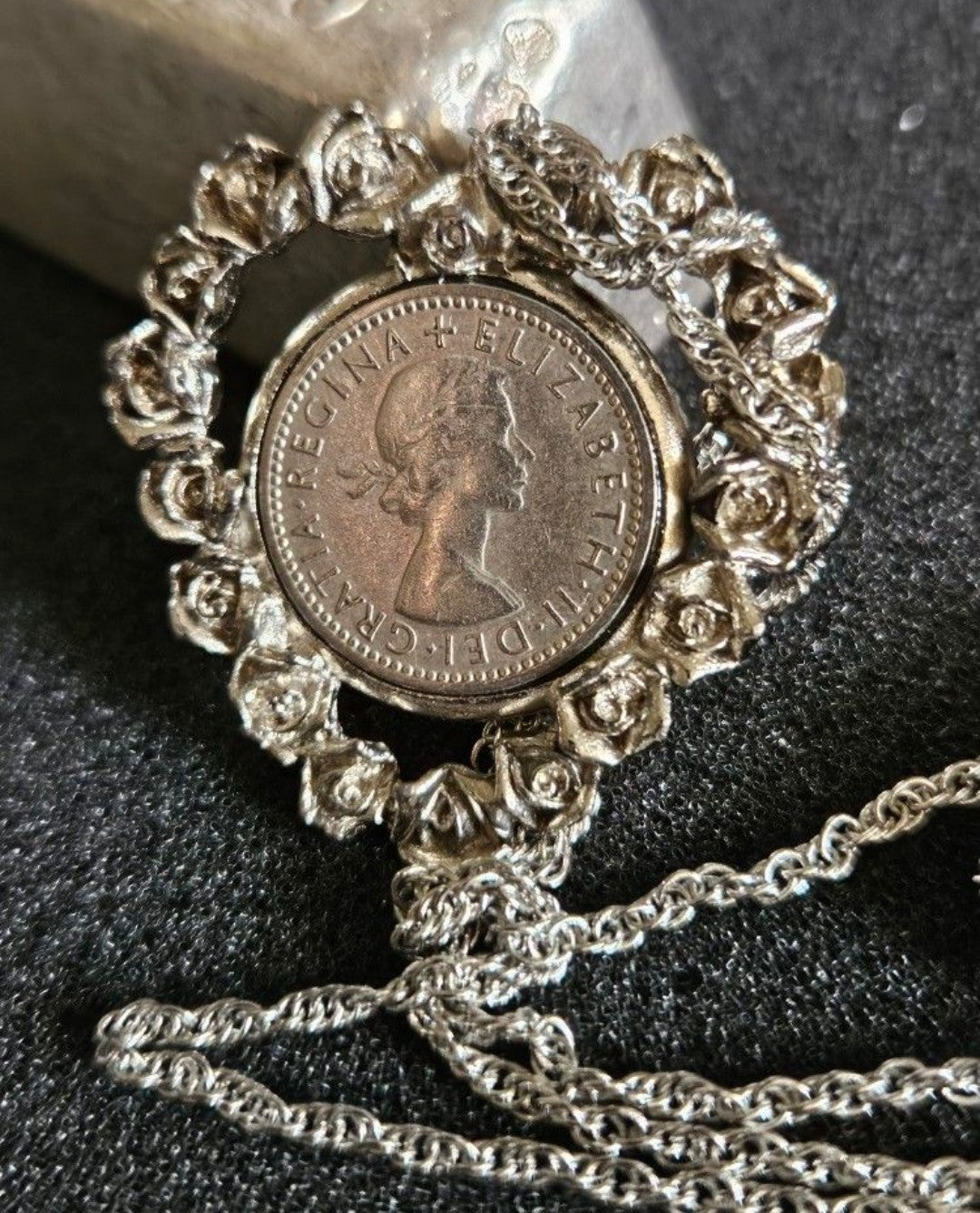 Queen Elizabeth Heart Shape Pendant