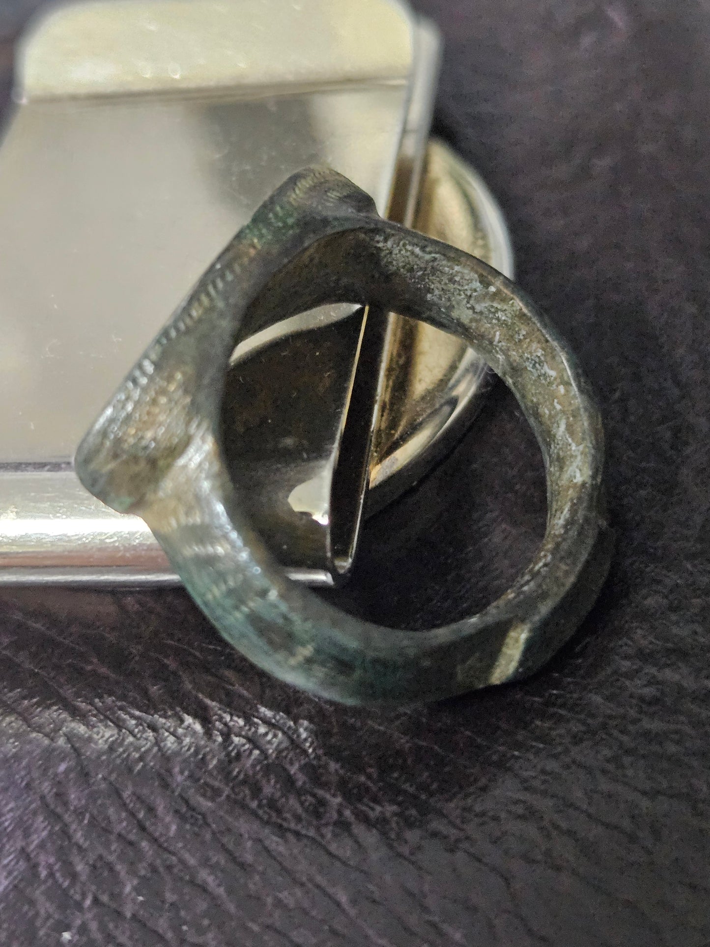 Ancient Roman Empire Bronze Ring Year 27 BC-476 AD.