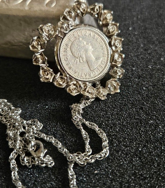 Queen Elizabeth Heart Shape Pendant