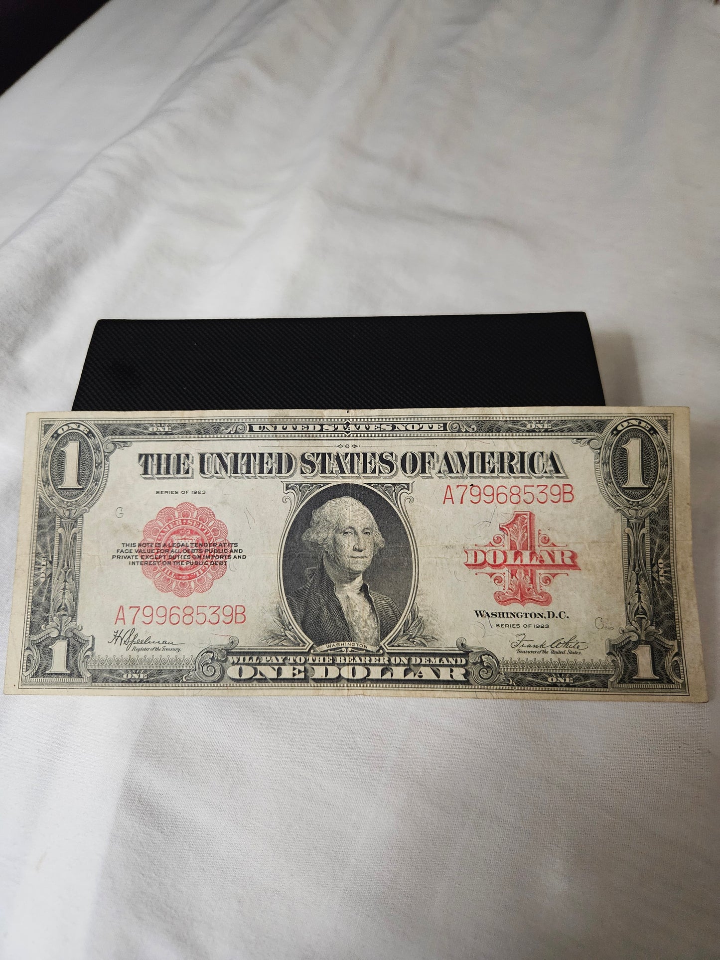 1923