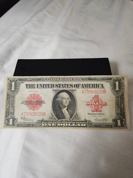 1923
